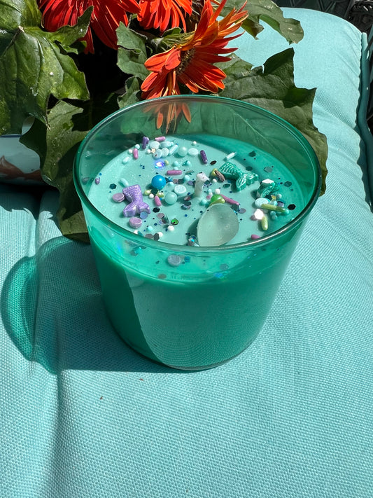 Spring Kelly Green Candle